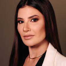 Dra Fernanda Miranda