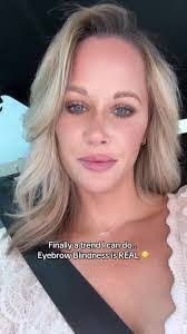 Elizabeth Calkins's Instagram, Twitter & Facebook