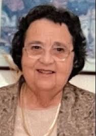 Irene Leon's Instagram, Twitter & Facebook