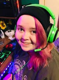 Live streaming like Space Ghost Coast to Coast at 7:00 p.m. Central Time