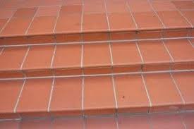 Terrasse Treppen Fliesen Ausbessern Reparieren Feuchtigkeitsschutz Http Penz Bautenschutzstoffe De Terrasse Treppe Fliesen Terrassen Treppe Terrasse