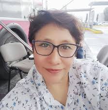 Feliz cumpleaños #63 para la leyenda del cine llamada TILDA SWINTON. •32  años de carrera, 59 proyectos entre películas y series •Licenciada en  Ciencias Políticas y Sociales, Actriz y productora •Idolotrada por