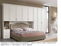 Lo stile per queste camere da letto pu� essere sia classico che moderno. Camera A Ponte Con Letto Matrimoniale Con Letto Imbottito N 19 C Mc Falegnameria Chiola