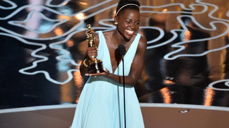 Oscars 2014: Lupita Nyong'o wins supporting actress Academy Award - Los  Angeles Times