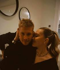 Light golden brown hair and blue eyes, father: Who Is Michele Lacroix Interesting Facts About Kevin De Bruyne S Wife