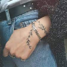 60 Inspiration Tatouage Charme Charming Inspiration Tattoo Charming Inspiration Tattoo Unique Tattoos For Women Hand Tattoos For Women Tattoos