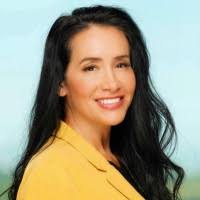 Ursula Cruz's Instagram, Twitter & Facebook