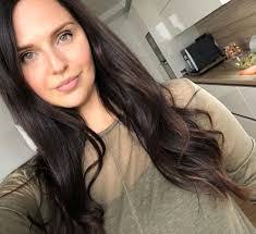 Jenny Labbe's Instagram, Twitter & Facebook