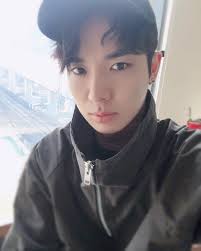 tweets con contenido multimedia de yuto adachi 足立湯と ptg yuto twitter chicos coreanos wattpad coreanos