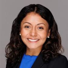 Stephanie Domínguez-Chávez (@SDOMINGUEZ_)