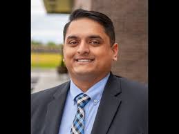 Join us in welcoming Jesal Patel, our new Real Estate Associate at  Gulfstream Commercial Services.