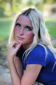 Nichole Berry's Instagram, Twitter & Facebook