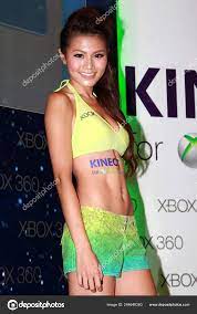 Hong Kong Model Chrissie Chau Poses Promote Xbox 360 Kinect – Stock  Editorial Photo © ChinaImages #244646360