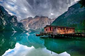 Trentino è il quotidiano online di trento continuamente aggiornato, con foto e video, su cronaca, politica, sport, cultura, spettacoli ed economia. Ten Of Our Favorite Lakes In Trentino Alto Adige Italy Magazine