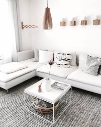 Entspannung Pur Das Ecksofa Bietet Dir Alles Was Du Dir Wunschst Gemutlichkeit Dank Der Abgerundeten Eck Weisse Couch Wohnzimmer Wohnzimmer Ideen Modern Sofa