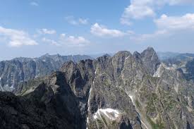 Relacja ze zdobycia wierzchołka od strony słowackiej, z popradzkiego stawu. Szlak Na Rysy Najwyzszy Szczyt Polski Polska Maja Travels Blog Mountains Hiking Climbing