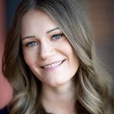 Jenna Dewan Tatum shared with HelloGiggles that some people mistake the  essential oils she's wearing as perfume! Read the full article here:  goo.gl/G81J8f