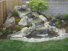 Wasserfall Als Kleine Insel Im Garten Gestalten Bachlauf Garden Waterfall Ponds Backyard Pond Landscaping