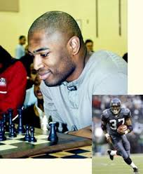 Shaun Alexander gives to Chess