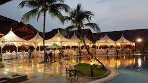 It is also a popular recreational club with a wide array of facilities, making. Horrendous Service Review Of The Saddle Coffee House Kuala Lumpur Malaysia Tripadvisor