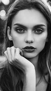 Black And White Face Drawing Reference Pin By Brad Mussman On Baby It S You Girl Face Drawing Portrait Female Portrait