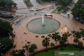 Waspada hujan hari ini dan 4 hari ke depan. Bmkg Marks Extreme Rainfall In Jakarta On Tuesday Antara News
