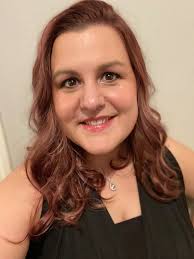 Sarah Crumb's Instagram, Twitter & Facebook