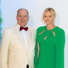 Fürstin charlène von monaco hat ein neues foto ihrer süßen zwillinge jacques und gabriella veröffentlicht und private details aus ihrem fürstin charlene von monaco hat nun einen wirklich niedlichen schnappschuss von ihren zwillingen geteilt. Furstin Charlene Reagiert Sie Hier Auf Die Trennungsgeruchte Gala De