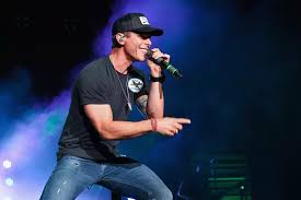 Granger Smith'S Wife Speaks Out After Receiving 'Hurtful' Comments About  Late Son River