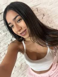 Júri realizado na Comarca de Natal/RN, ladeado pelos colegas e grandes  advogados Paulo Martins @adv.paulomartins e Vinícius Cipriano  @viniciusciprianoadv . “Na tribuna do júri, a verdade encontra voz na  coragem de quem