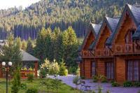 تحولت أوكرانيا على خلفية الأزمة الاقتصادية والنزاع الأهلي الذي تعانيه، إلى محج للعرسان الأجانب بمن فيهم العرب والهنود، حيث تجبر صعوبات العيش الأوكرانيات على البحث عن أزواج. ÙÙ†Ø¯Ù‚ Ø¨ÙˆÙƒÙˆÙÙŠÙ„ Ø¨ÙˆÙƒÙˆÙ Ù„ Ø£Ø­Ø¯Ø« Ø£Ø³Ø¹Ø§Ø± 2021