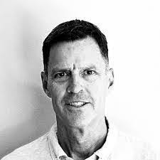 Daniel Maneval's Instagram, Twitter & Facebook