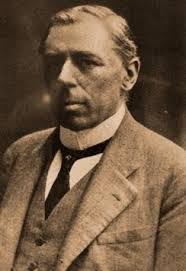 Bienvenido Comas's Instagram, Twitter & Facebook