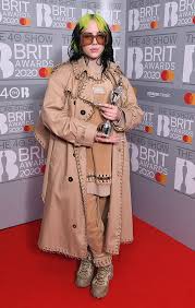 Buy billie eilish tour 2022 tickets. Billie Eilish Matthew Tyler Vorce Show Pda On Walk Photos Hollywood Life