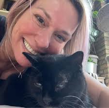 What are some festivals, concerts, theatre, or live jazz events in Chicago  suitable for a 16-year-old from August 25th to 30th?