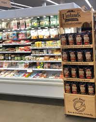 Looking Good At Hy Vee In Peoria In 2020 Crunchy Snack Gluten Free Snacks Low Carb Snacks