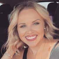 Amy Woolsey's Instagram, Twitter & Facebook