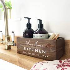 With removable section and draining holes, it is practical for washing up and will look great by the sink. Personalised Kitchen Sink Tidy By Delightful Living Notonthehighstreet Com