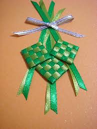 Ketupat stock illustration these pictures of this page are about:ketupat art and craft. Azlina Abdul How To Make Ketupat Ribbons For Raya Cards