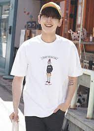 メンズ服通販 韓国ファッション すっきりとしたtシャツと一枚だけでファッションスタイルが完成できる jogunshop のtシャツ 基本tシャツ ニット ラウンドtシャツ ストライプtシャツ フード付きなどの多く保有 ティーシャツ 半そでティー 韓国ファッション