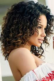 37 Cute Hairstyles For Medium Length Hair For Women Cute Haircuts Ideas Curly Hair Styles Naturally Shoulder Length Curly Hair Curly Hair Styles