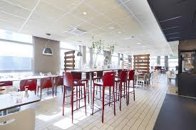 Rooms make yourself at home in one of the 171. Campanile Lyon Centre Gare Part Dieu Official Website 3 Star Hotel Restaurant