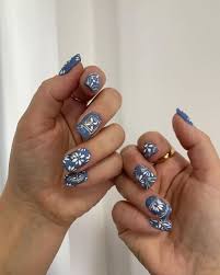 Hemos seleccionado una serie de modelos diferentes de uñas decoradas con flores 2019, para que puedas disfrutar de un look completo. Unas De Flores 2022 Ideas Y Disenos Modaellas Com