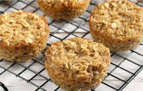 Les Muffins Sante A L Avoine Un Vrai Delice Recipe In 2020 Oat Muffins Food Desserts