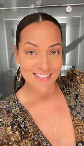 Nikki Haynes's Instagram, Twitter & Facebook