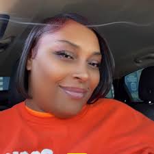 Target Warehouse Opportunities  https://jobs.target.com/job/chicago/full-time-hourly-warehouse-operations-seasonal-and-permanent-openings-t3865/1118/66814439936?fbclid=IwY2xjawFFSTlleHRuA2FlbQIxMQABHVAqIHk_23nphxVBe  ...