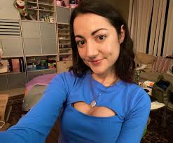 Lily Adam's Instagram, Twitter & Facebook