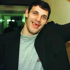 After a big fight, Gino Odjick was sent to the penalty box and immediately  asked for a water bottle. What happened next was something the penalty box  attendant would never forget 😳