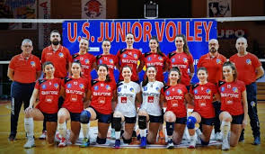 La serie a è il principale torneo nazionale, diviso in serie a1 e a2, rispettivamente primo e secondo livello del campionato italiano di pallavolo. Pallavolo Femminile Serie B2 Euromac Mix Casale In Trasferta Si Arrende Al Certosa Pavia Alessandria Oggi