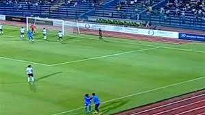 وقد تمكن نادي الزمالك من الصعود إلى صدارة الدوري المصري برصيد 19 نقطة بعد الفوز الصعب الذي حققه بهدف نظيف على حساب فريق الجونة سجله اللاعب يوسف . Ù‡Ø¯Ù Ø§Ø­Ù…Ø¯ ÙŠØ§Ø³Ø± Ø±ÙŠØ§Ù† Ù‡Ø¯Ù Ø§Ø­Ù…Ø¯ Ø±ÙŠØ§Ù† Ù‡Ø¯Ù Ø§Ù„Ø¬ÙˆÙ†Ø© ÙÙŠ Ø§Ù„Ø²Ù…Ø§Ù„Ùƒ Ø§Ù‡Ø¯Ø§Ù Ø§Ù„Ø²Ù…Ø§Ù„Ùƒ ÙˆØ§Ù„Ø¬ÙˆÙ†Ø© Ù…Ù„Ø®Øµ Ù…Ø¨Ø§Ø±Ø§Ø© Ø§Ù„Ø²Ù…Ø§Ù„Ùƒ ÙˆØ§Ù„Ø¬ÙˆÙ†Ø© Ø£Ù‡Ù„ Ù…ØµØ±